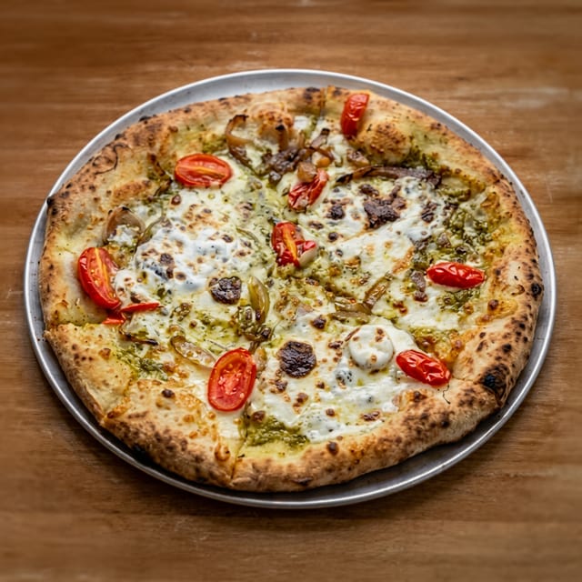 Pesto Pie (Individual).